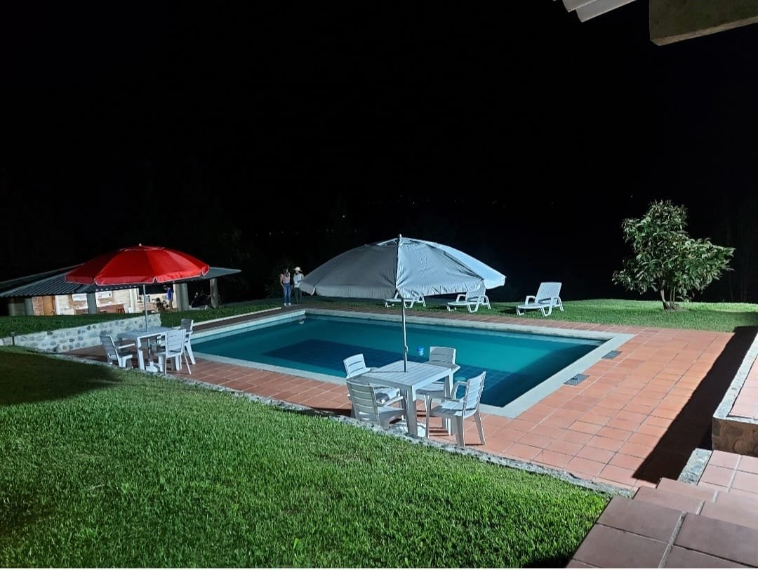 HERMOSA PARCELA EN CAJETE 