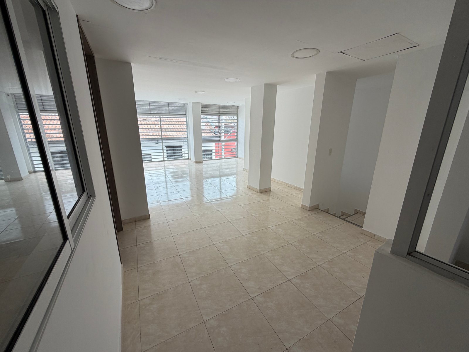 APARTAMENTO CADILLAL CENTRO CALLE 4 