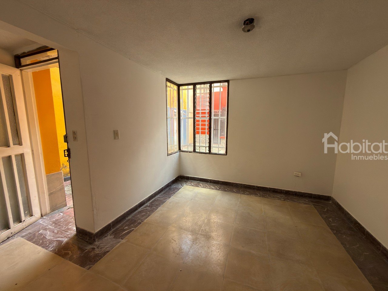 CASA ESQUINERA EN MACHANGARA