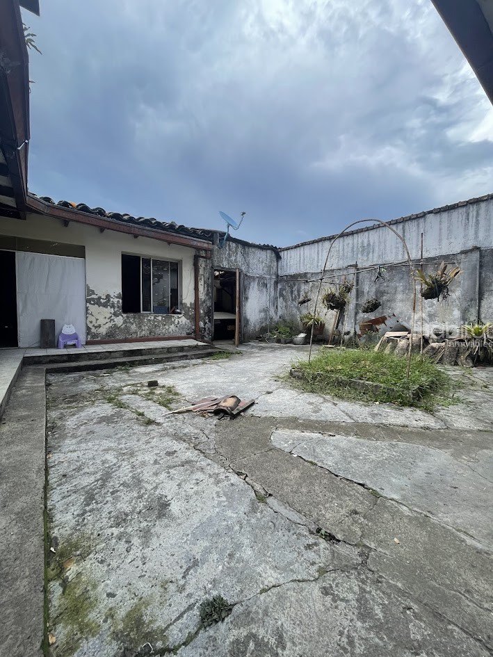 CASA LOTE EN EL MODELO