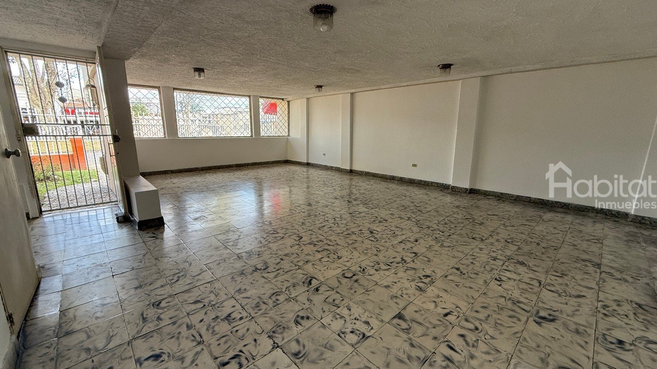 EN ARRIENDO LOCAL COMERCIAL EN LA CARRERA 9 BARRIO MODELO