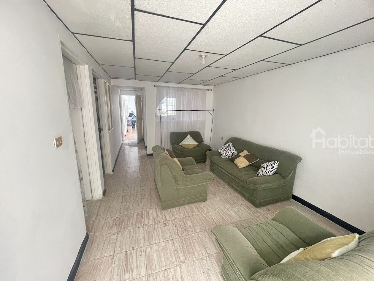 CASA EN VILLA LEVAL – ENTRADA A PUELENJE