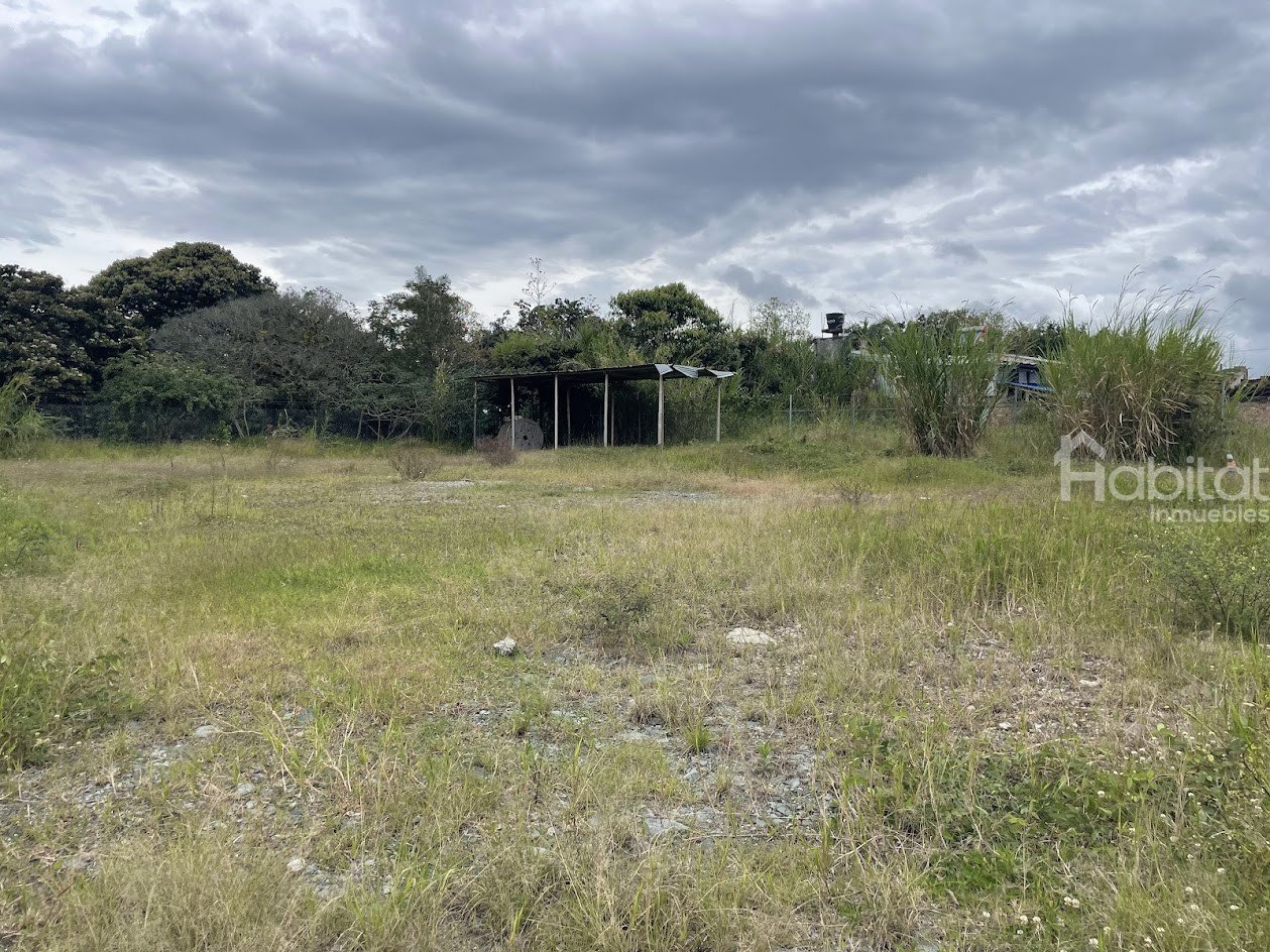 LOTE EN LA VARIANTE NORTE