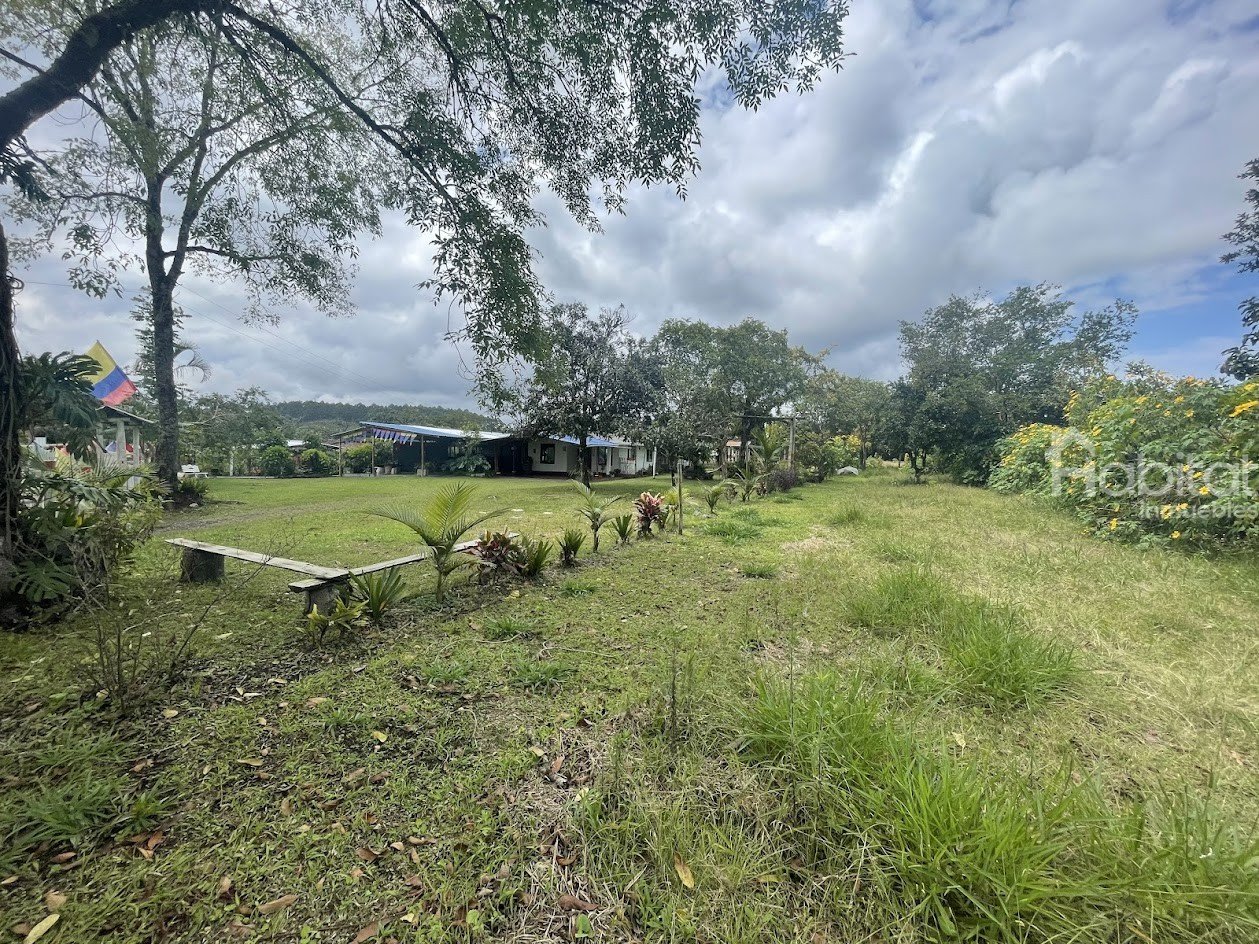 LOTE EN EL KILOMETRO 4 VIA A LA REJOYA