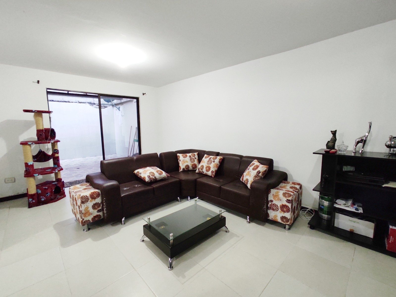 CASA EN CONJUNTO HABITANYA