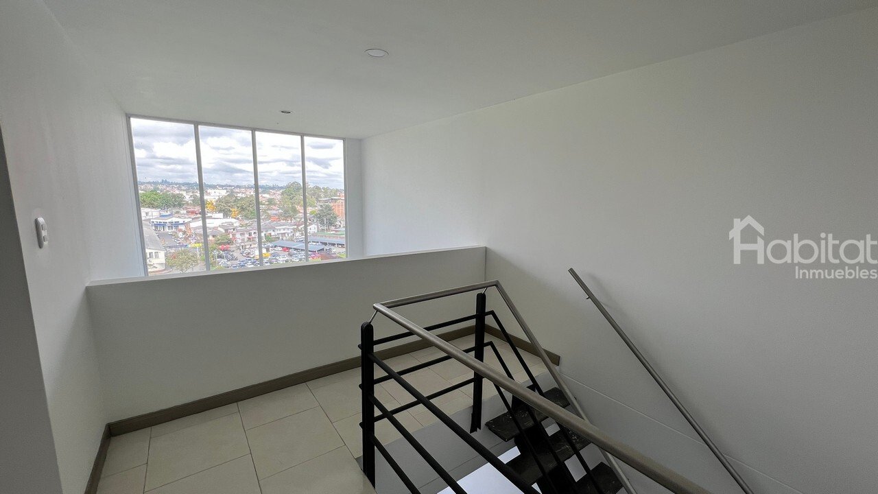 PENT HOUSE AMOBLADO EN LA ESTACION