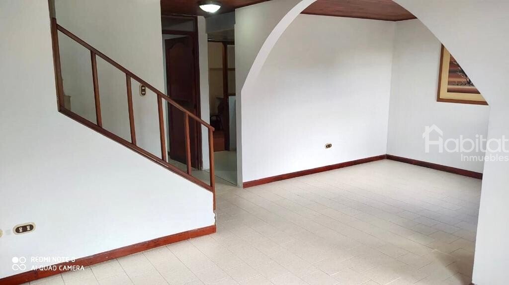 CASA EN VILLA DEL VIENTO – CONJUNTO CERRADO